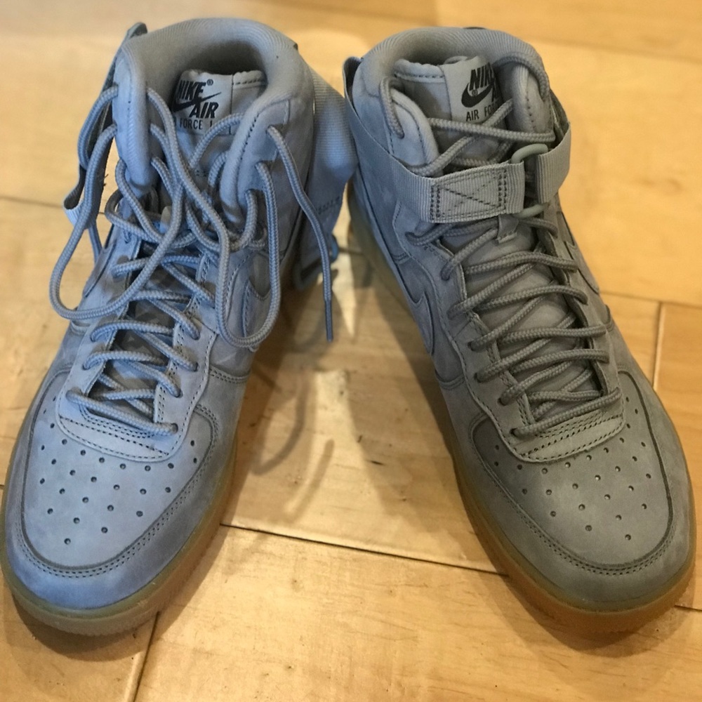 Women’s “Nike air force 1” high top tennis shoes